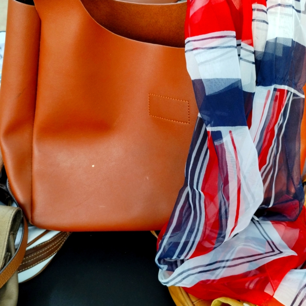 3 purses